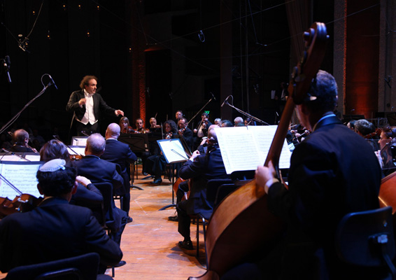 התזמורת-הסימפונית-ירושלים-ששון-תירם1.jpg