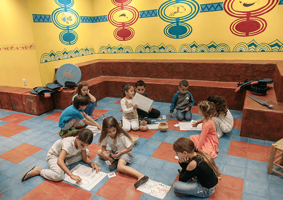 מוזיאון-אשדוד-פעילות-לילדים-צילום-אילן-ספירא.gif